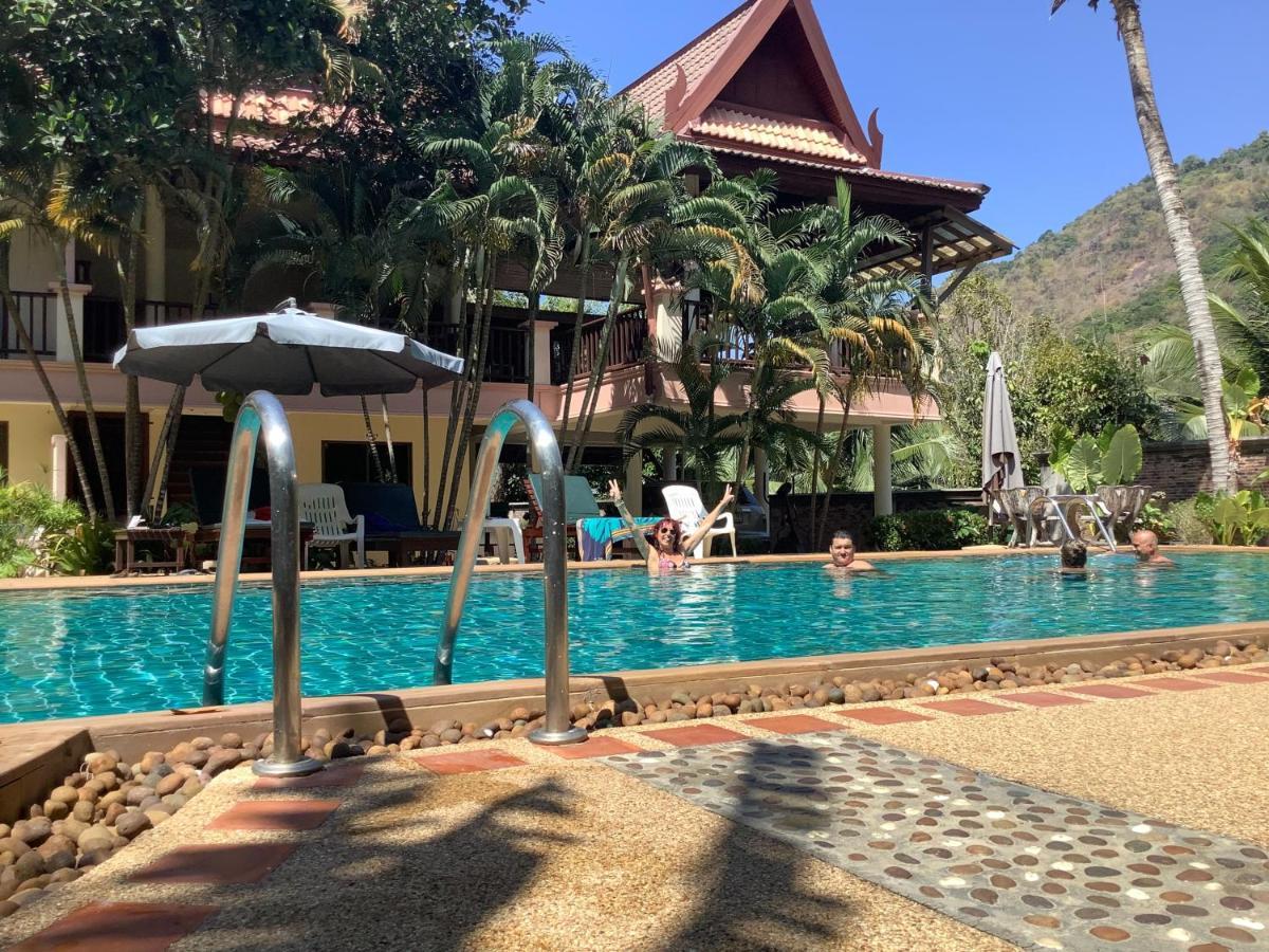 Kata Interhouse Resort By Haii Collection Luaran gambar
